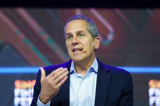 Internal disputes within the FED have already been previewed, with Barr expressing opposition to balance sheet reduction.